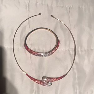 Beautiful Swarovski short necklace and bracelet